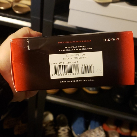 Gillian Flynn Gone Girl Dark Places Sharp Objects - Picture 3 of 4